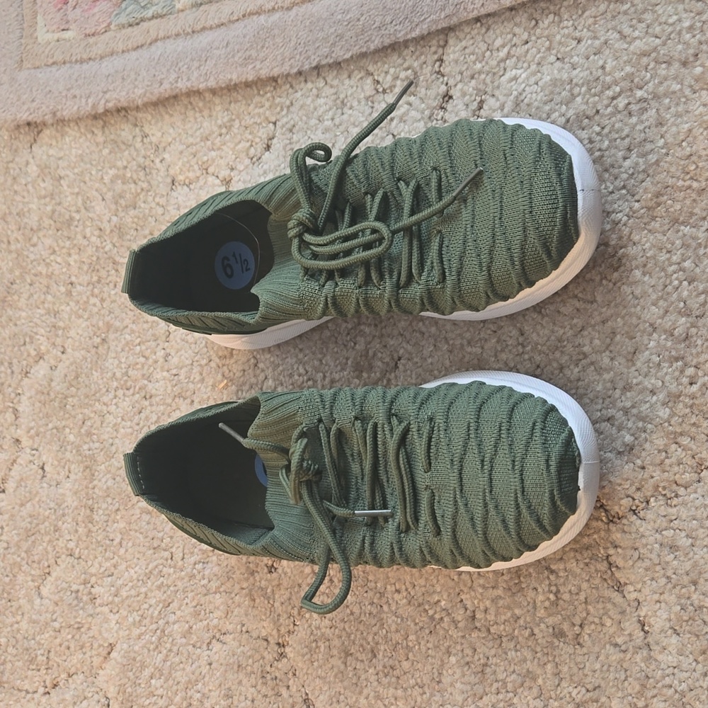 Slip on sneakers